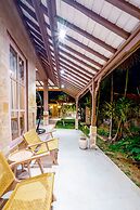 Nyaman Villas by EVDEkimi