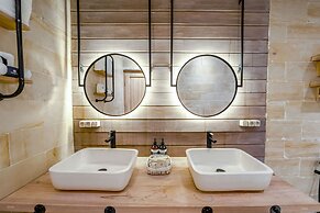 Nyaman Villas by EVDEkimi