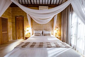 Nyaman Villas by EVDEkimi