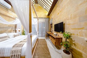 Nyaman Villas by EVDEkimi