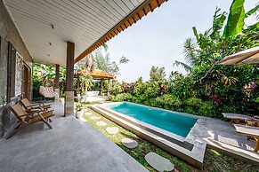 Nyaman Villas by EVDEkimi