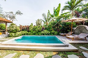 Nyaman Villas by EVDEkimi