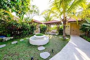 Nyaman Villas by EVDEkimi