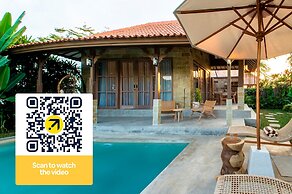 Nyaman Villas by EVDEkimi