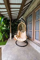 Nyaman Villas by EVDEkimi