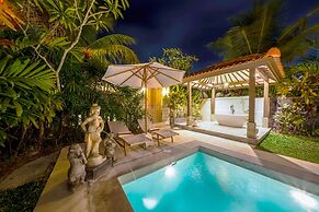 Nyaman Villas by EVDEkimi