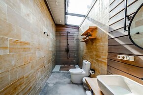 Nyaman Villas by EVDEkimi