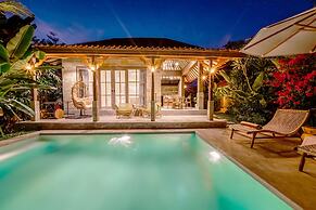 Nyaman Villas by EVDEkimi