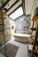 Nyaman Villas by EVDEkimi