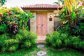 Nyaman Villas by EVDEkimi