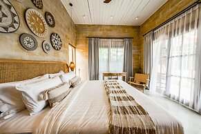 Nyaman Villas by EVDEkimi