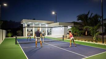 Oceanside Vacation Villa with Private Pool and Resort Amenities v10