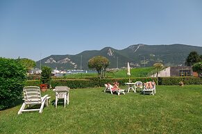 Interno 2 in Iseo With 1 Bedrooms and 1 Bathrooms