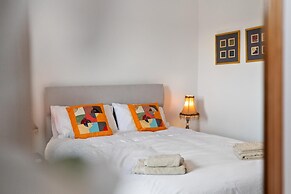 Penalun House - Beautiful Sea Views