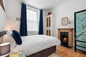 Penalun House - Beautiful Sea Views