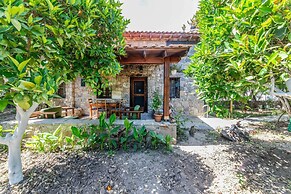 Chic Villa w Fireplace 3 min to Beach in Bodrum