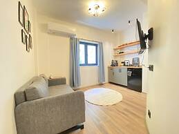 Flat 5 min to Istiklal Ave 9 min to Galata Tower