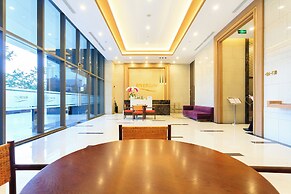 REM Rivergate Garden Pool Signature Apartments