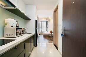 REM Rivergate Garden Pool Signature Apartments