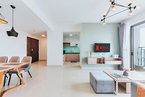 REM Rivergate Garden Pool Signature Apartments