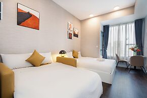 REM Rivergate Garden Pool Signature Apartments