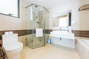 REM Rivergate Garden Pool Signature Apartments