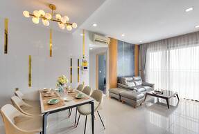 REM Rivergate Garden Pool Signature Apartments