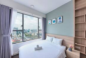 REM Rivergate Garden Pool Signature Apartments