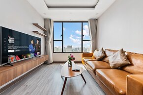 REM Rivergate Garden Pool Signature Apartments