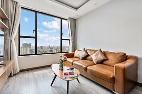 REM Rivergate Garden Pool Signature Apartments