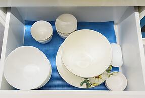 REM Rivergate Garden Pool Signature Apartments