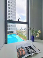 REM Rivergate Garden Pool Signature Apartments