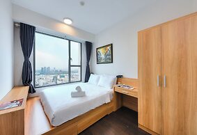 REM Rivergate Garden Pool Signature Apartments