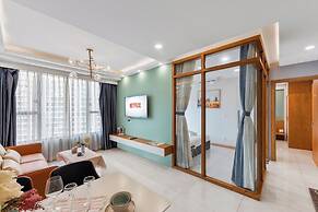 REM Rivergate Garden Pool Signature Apartments