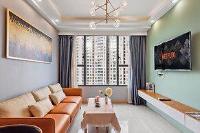 REM Rivergate Garden Pool Signature Apartments