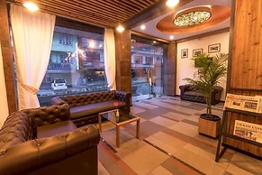 The Regal Boutique Hotel