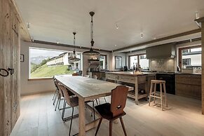 Chalet Cecilia by MYALPS