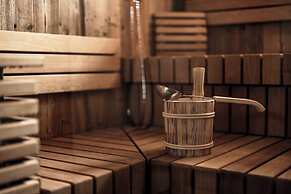 Chalet Cecilia by MYALPS