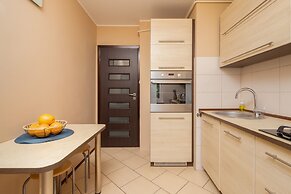Apartment Romanowskiego by Renters