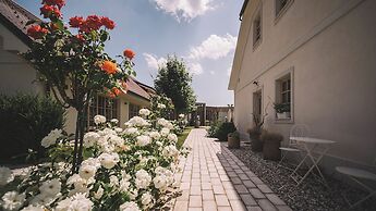 Tri lučke hotel & restaurant