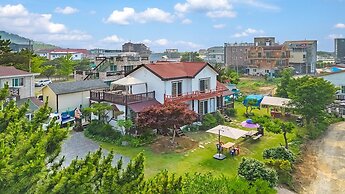 Taean Hagampo Coastvalley Pension
