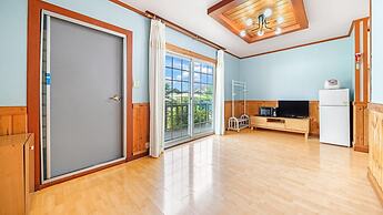 Taean Hagampo Coastvalley Pension