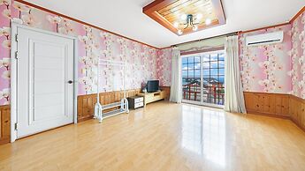 Taean Hagampo Coastvalley Pension