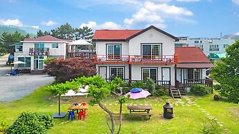 Taean Hagampo Coastvalley Pension