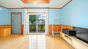 Taean Hagampo Coastvalley Pension