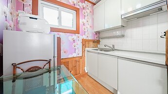 Taean Hagampo Coastvalley Pension