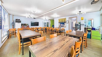 Taean Hagampo Coastvalley Pension