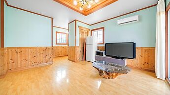 Taean Hagampo Coastvalley Pension