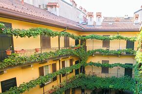 BnButler - Alzaia Naviglio Grande 46