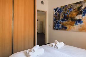 Old Jaffa Vintage Dream by Sea N' Rent